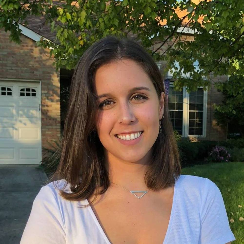Meet your Posher, Alyssa